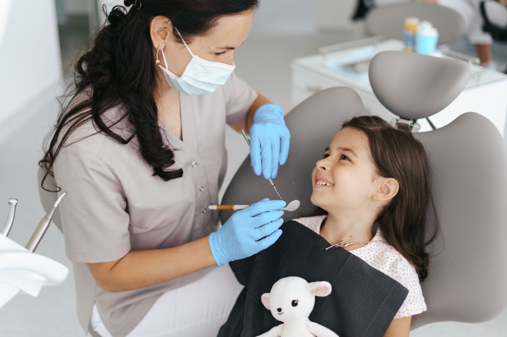 5 Healthy Oral Habits to Teach Your Kids