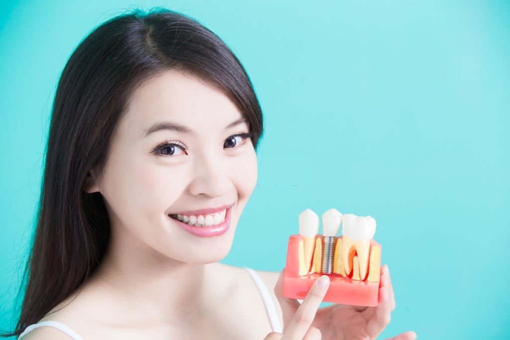 Some Risks To Know Before Opting For Dental Implants